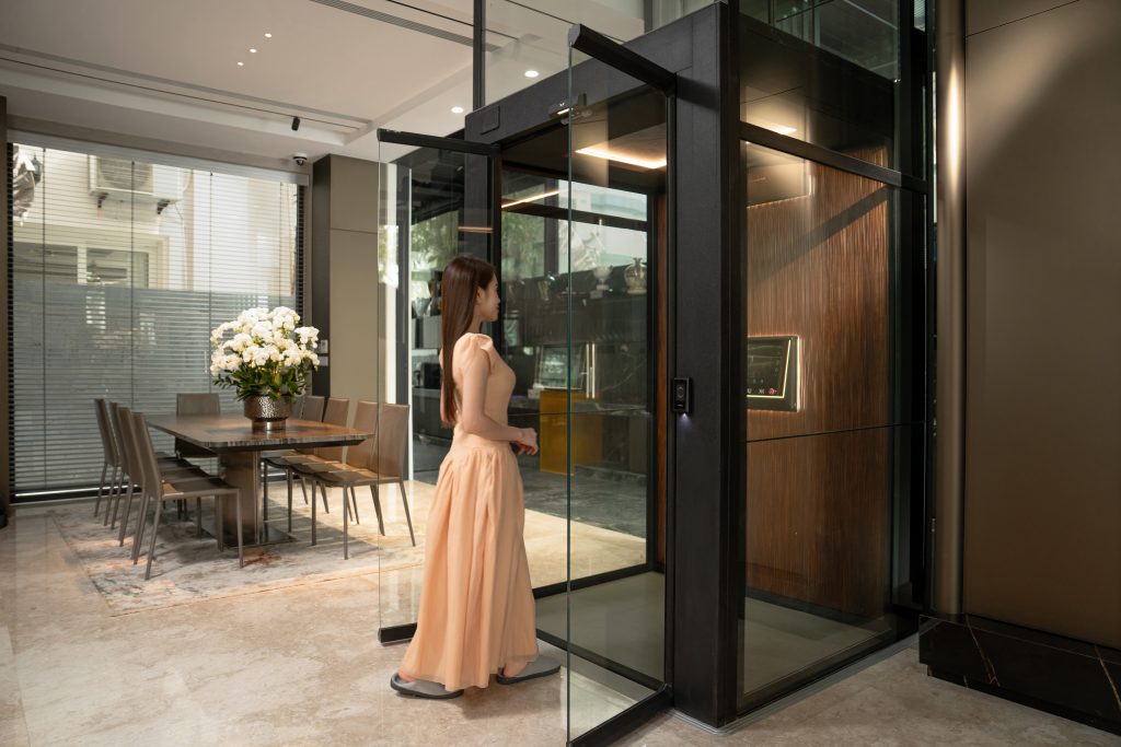 The-Most-Advanced-Home-Elevator