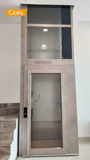 ជណ្តើរយន្ត Cibes Voyager​ ដែលដំឡើងរួចជាមួយរូបរាងដ៏ល្អក្នុងផ្ទះដ៏ទំនើប។